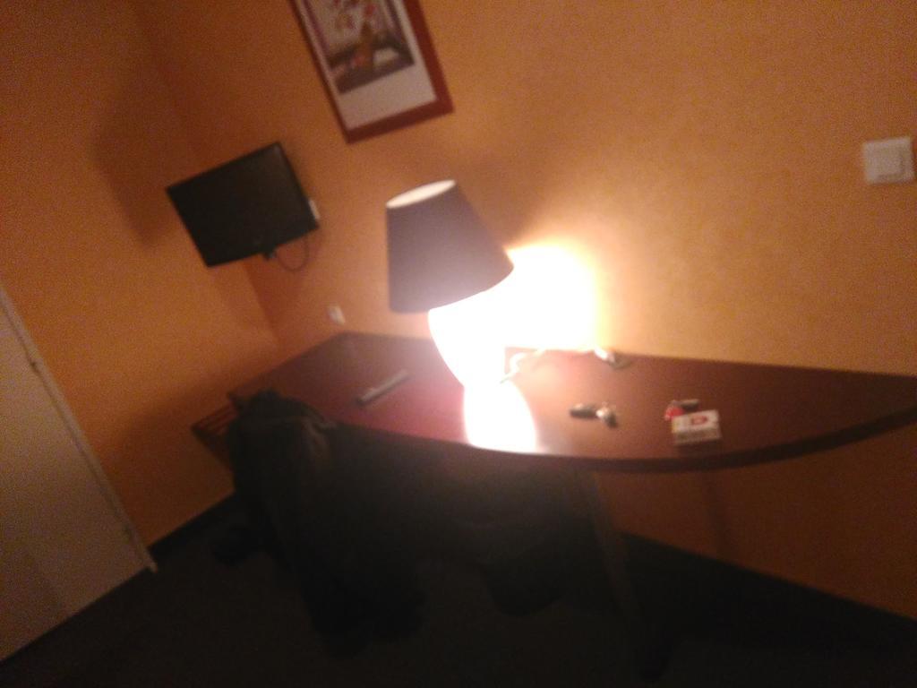 Hotel Du Parc Salies-du-Salat エクステリア 写真